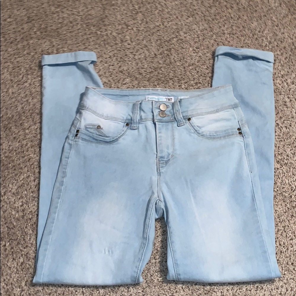 Light Wash Jeans